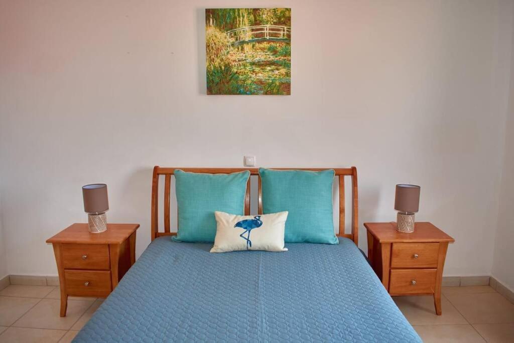 Apartamento T3 Encantador Com Piscina Wifi E Perto De Praia Санта-Мария Экстерьер фото